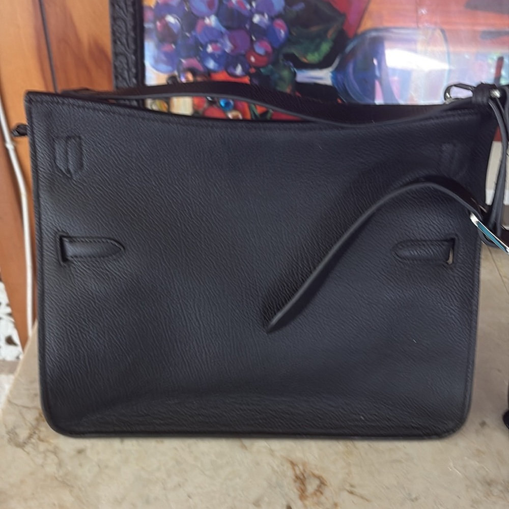 Large leather tote (10” X 12.5”) - Picture 4 of 10